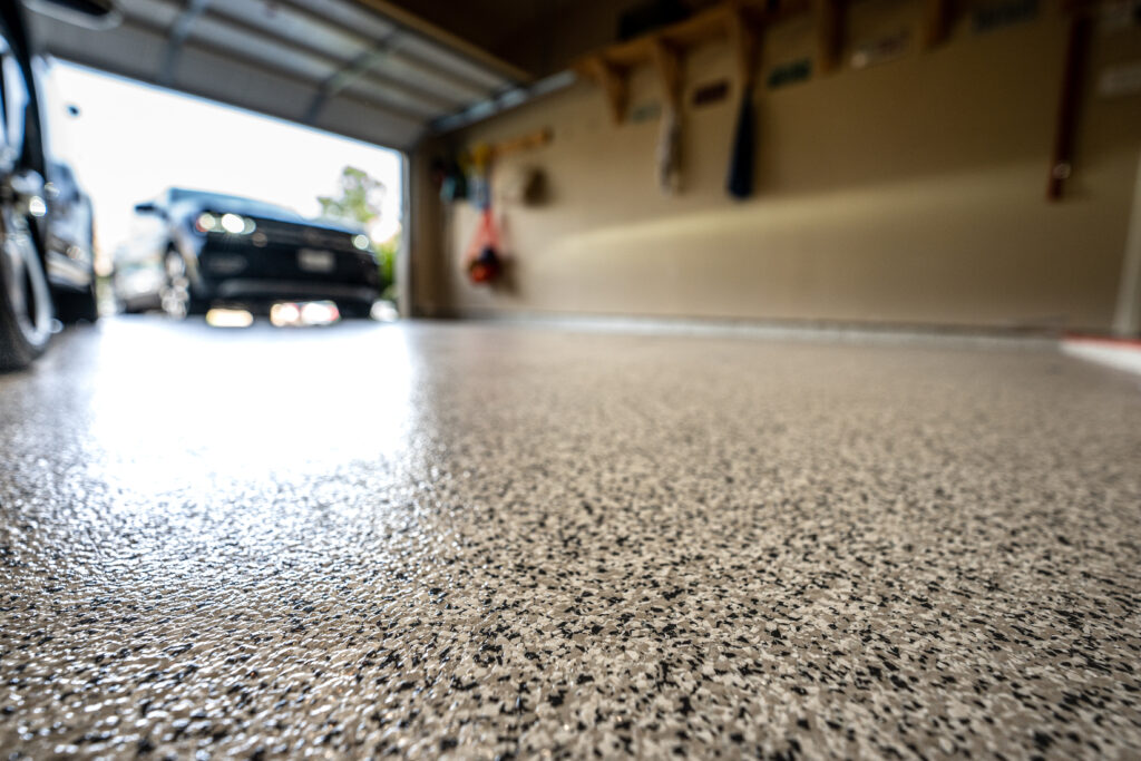 The Benefits of Using Epoxy Garage Floor Color Flake System